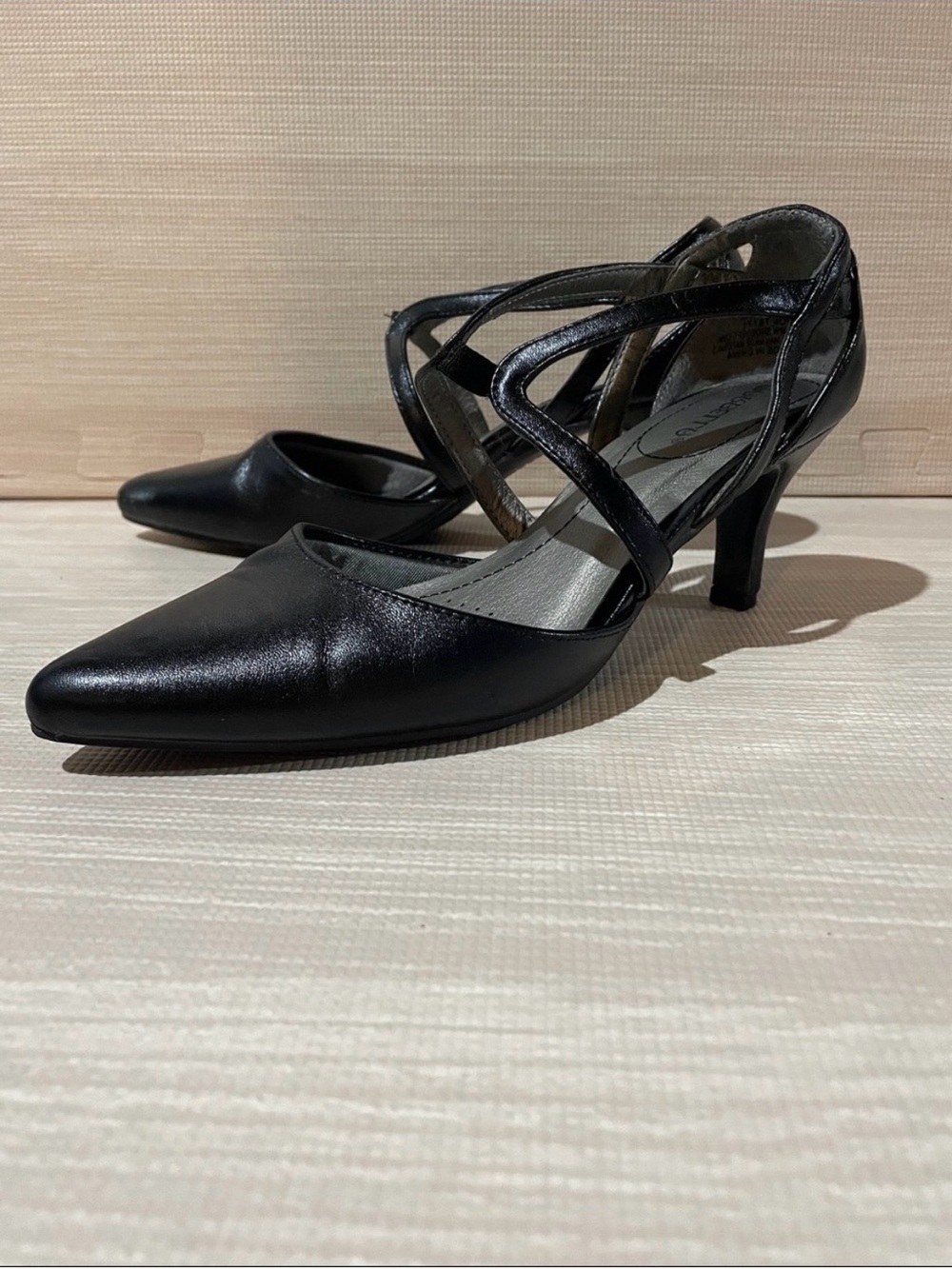 Women's Black Pointed-Toe Crisscross Strappy Heels